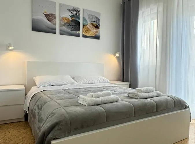 Quintino Sella 3* בארי